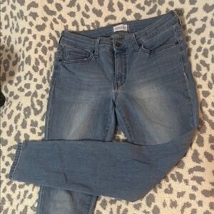 Universal Thread Light Blue Skinny Jeans